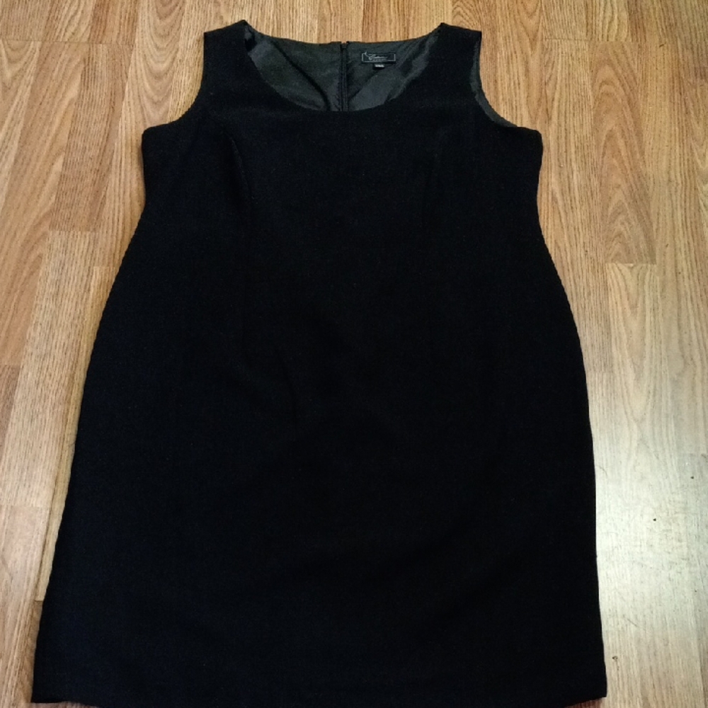 Collection dressbarn Classic Black Zip Back Sleeveless Dress Size Woman18